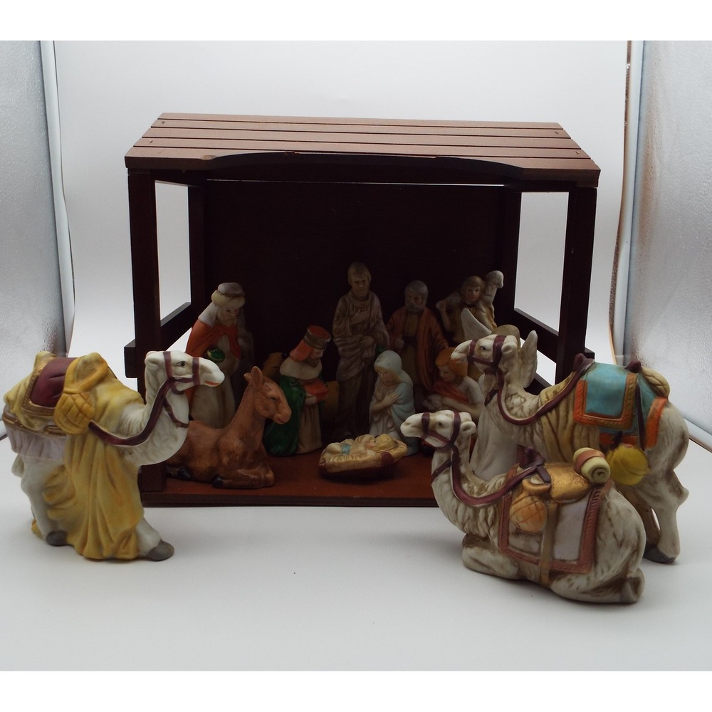 Nativity Set #5 Vintage Ceramic 15 Piece Figurine Collection with Wooden Stable